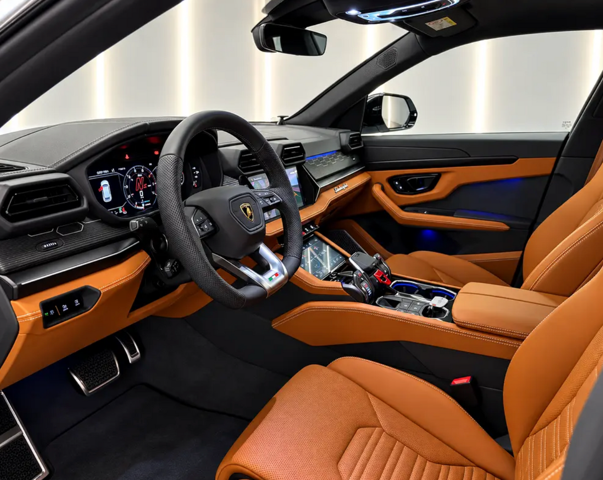 2026 Lamborghini Urus SE - ₦720,000,000 To Doorstep From UAE🇦🇪