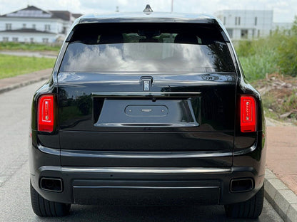 2022 Rolls Royce Cullinan’ Black Badge Edition - ₦950,000,000