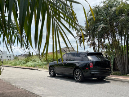 2022 Rolls Royce Cullinan’ Black Badge Edition - ₦950,000,000