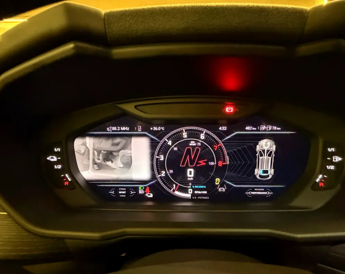 2026 Lamborghini Urus SE - ₦720,000,000 To Doorstep From UAE🇦🇪