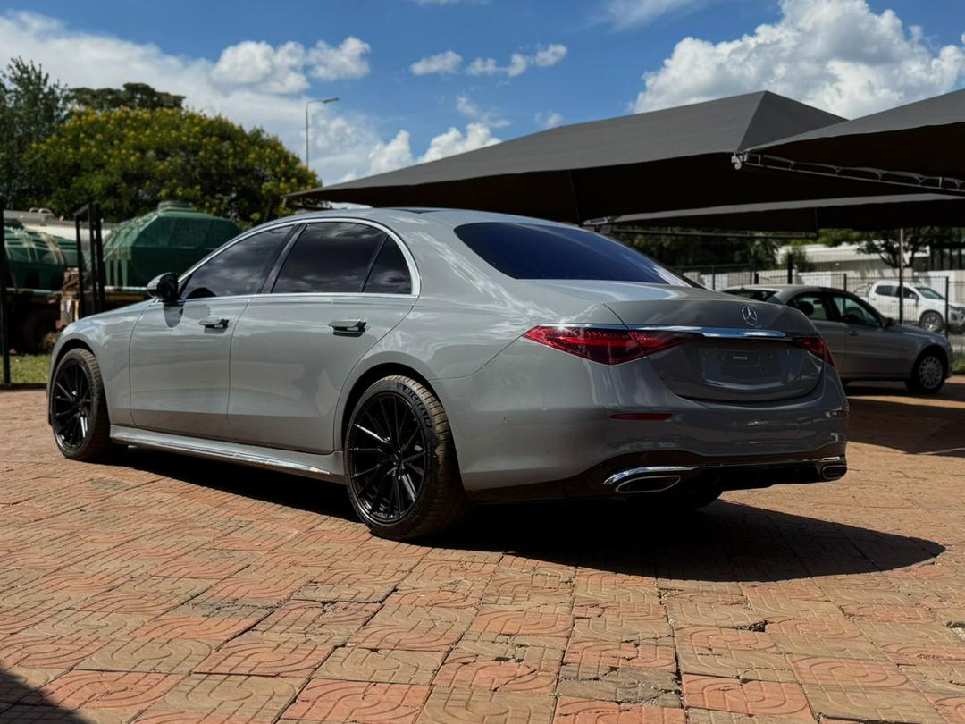 2023 Mercedes-Benz S580